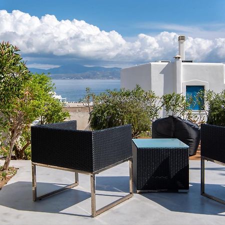 Just Blue With Amazing Sea Views In Piso Livadi Villa Exteriör bild