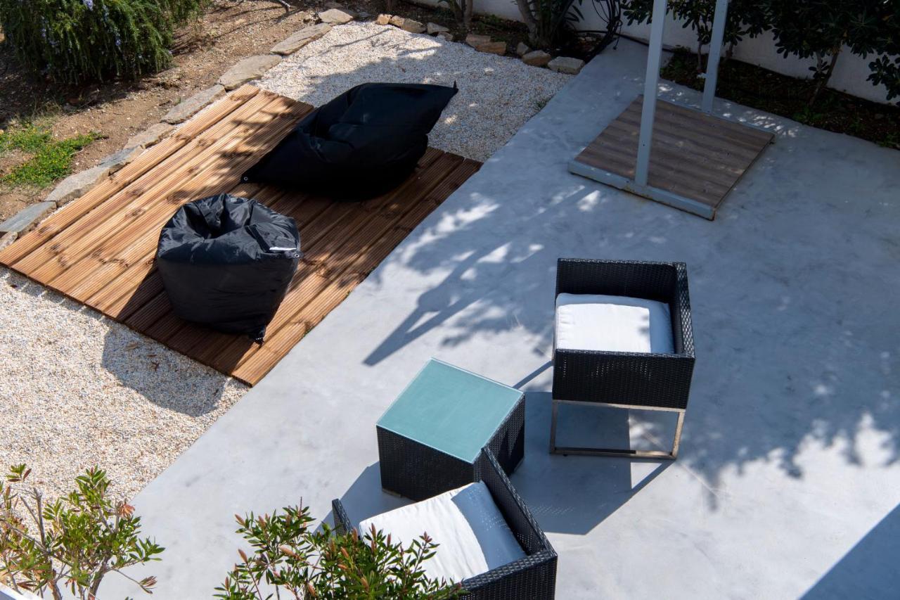 Just Blue With Amazing Sea Views In Piso Livadi Villa Exteriör bild