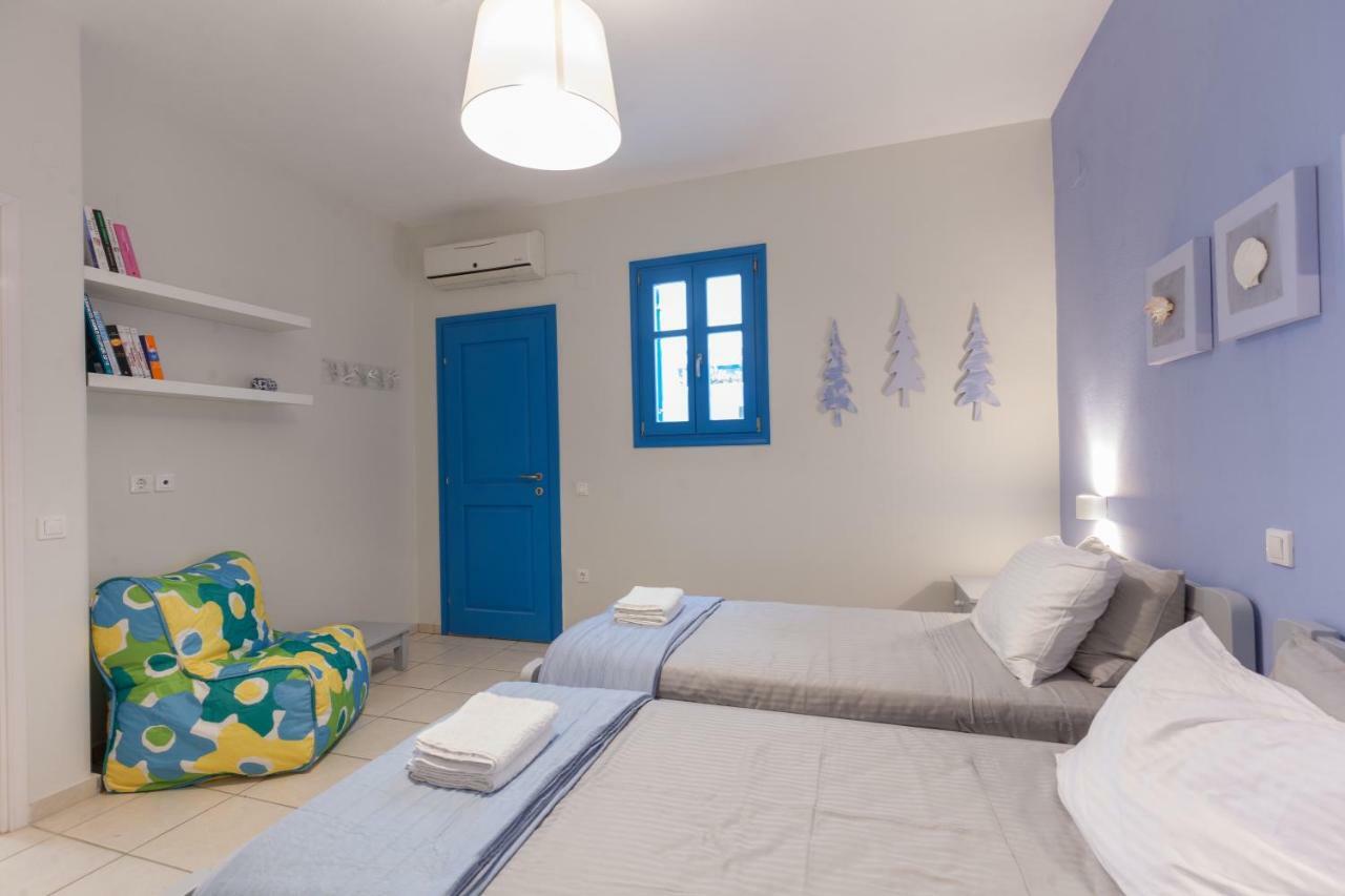 Just Blue With Amazing Sea Views In Piso Livadi Villa Exteriör bild