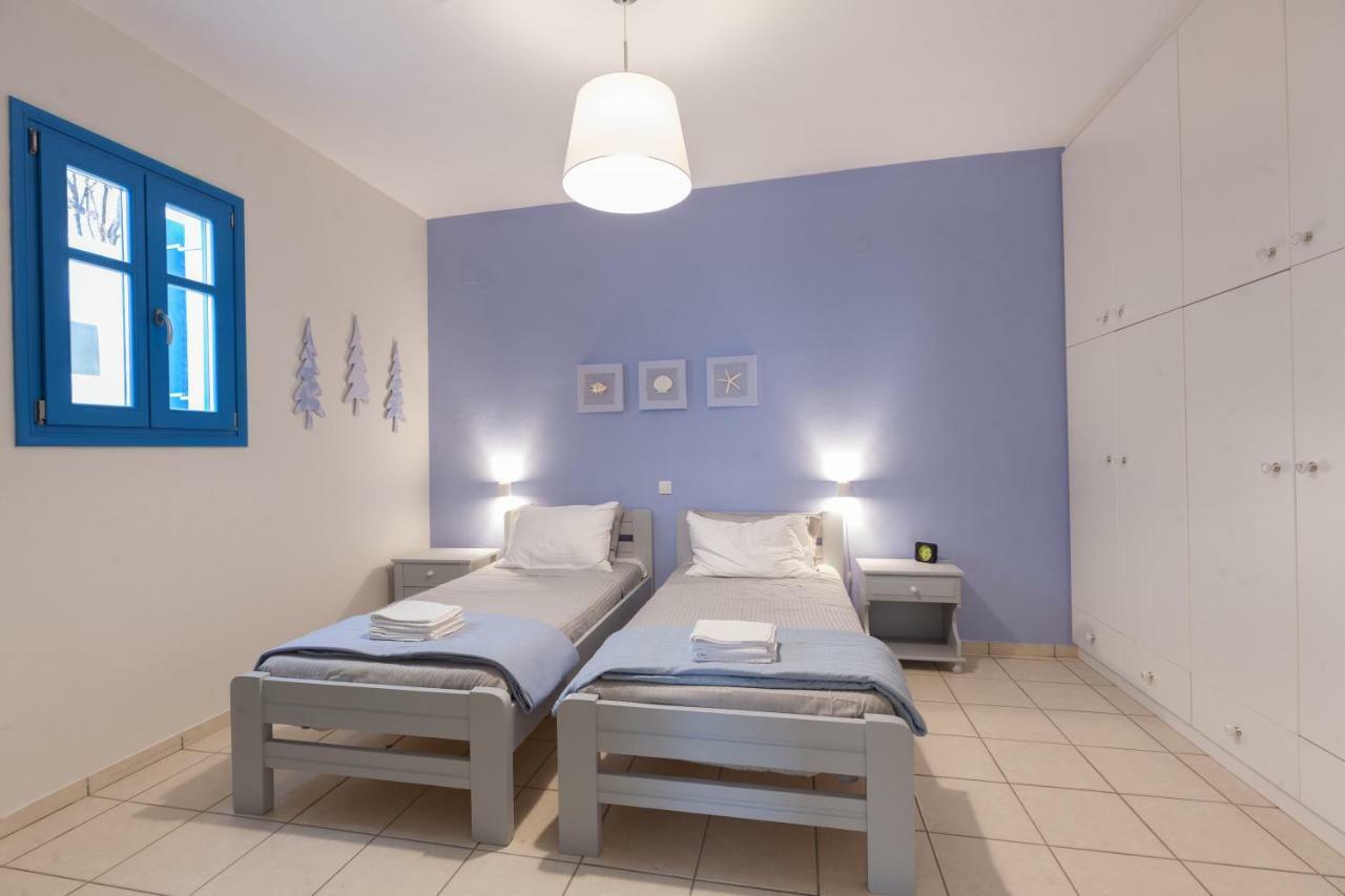 Just Blue With Amazing Sea Views In Piso Livadi Villa Exteriör bild