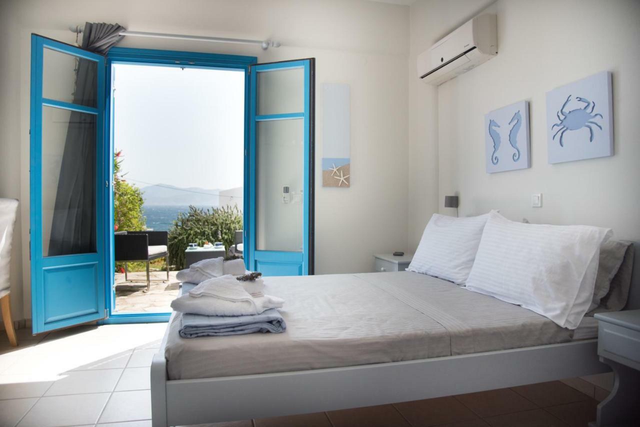 Just Blue With Amazing Sea Views In Piso Livadi Villa Exteriör bild