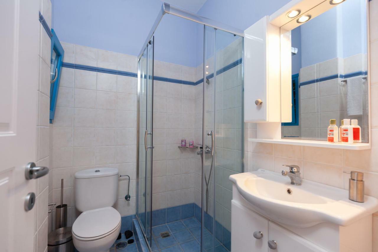 Just Blue With Amazing Sea Views In Piso Livadi Villa Exteriör bild